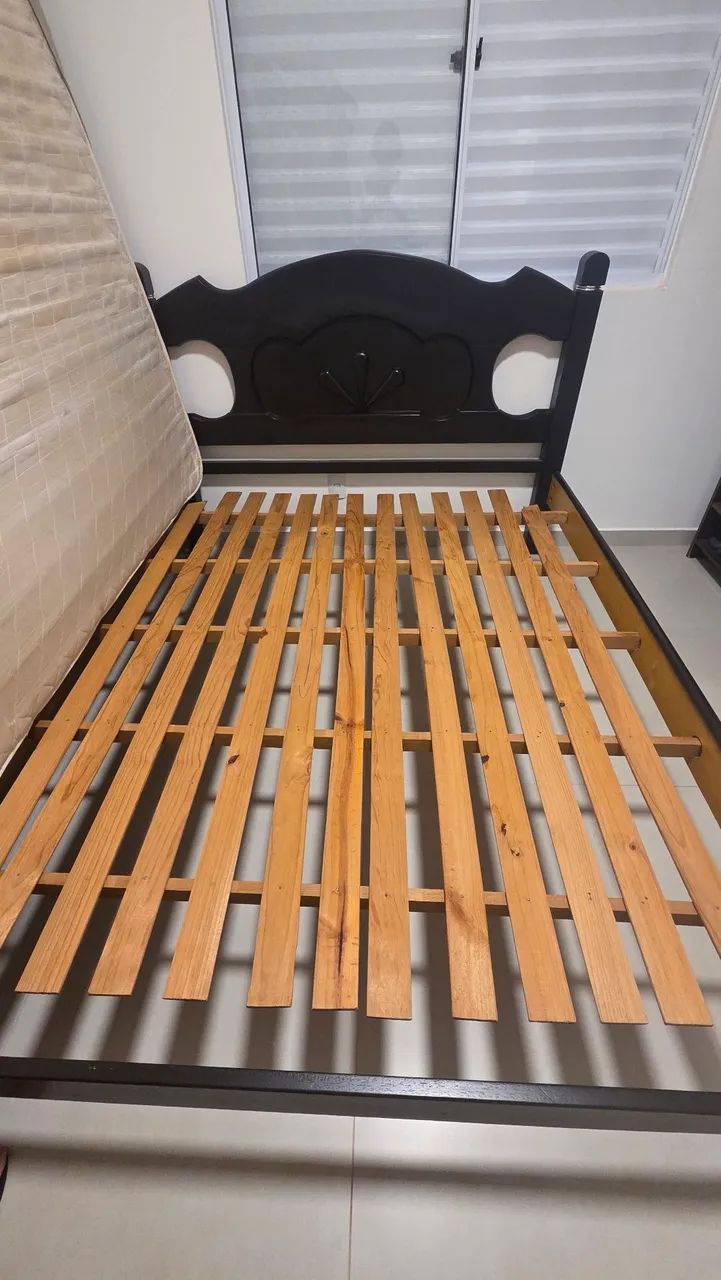 Cama Queen em Madeira  - Foto 3