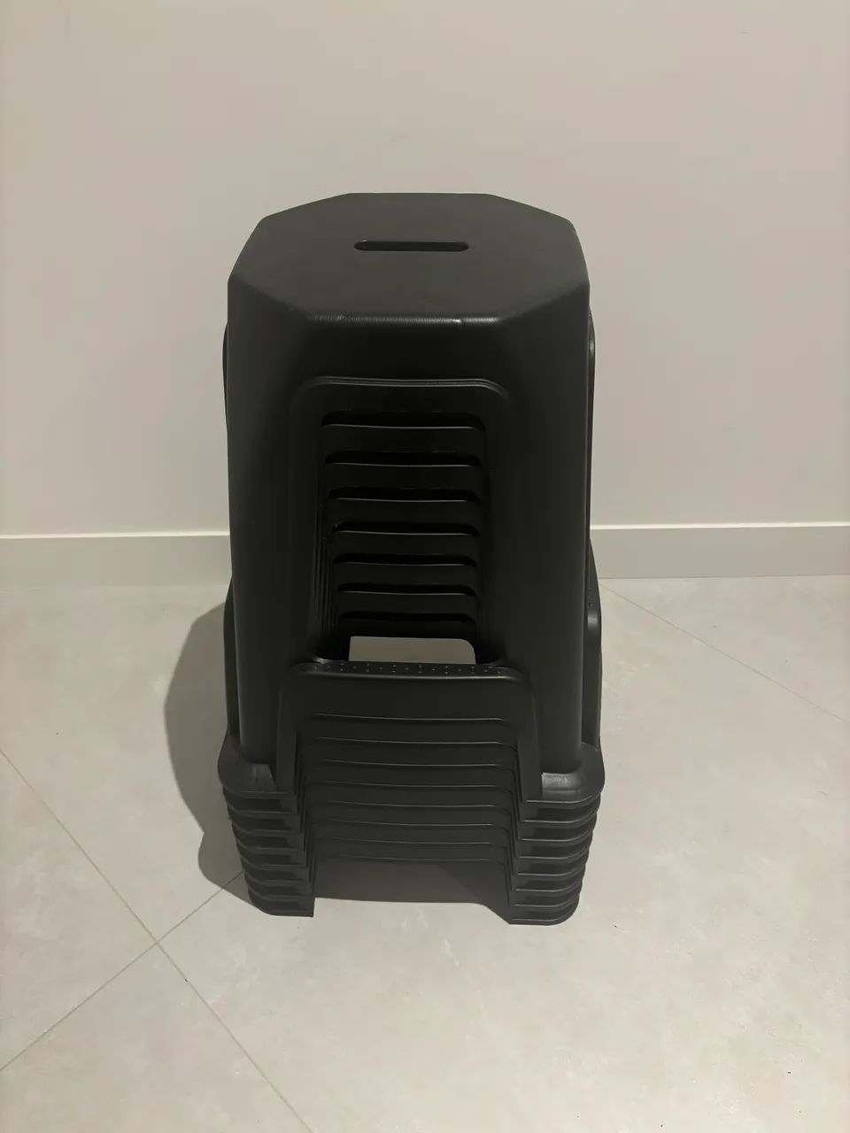 Promoção cadeira banco de plástico preto - Foto 5
