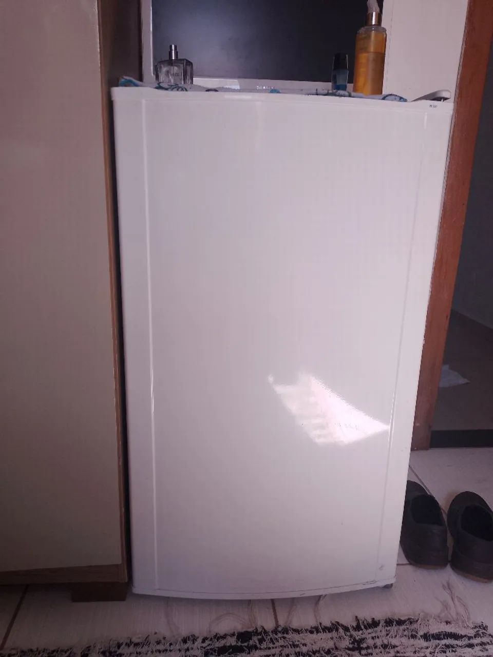 Frigobar em bom estado 600,00