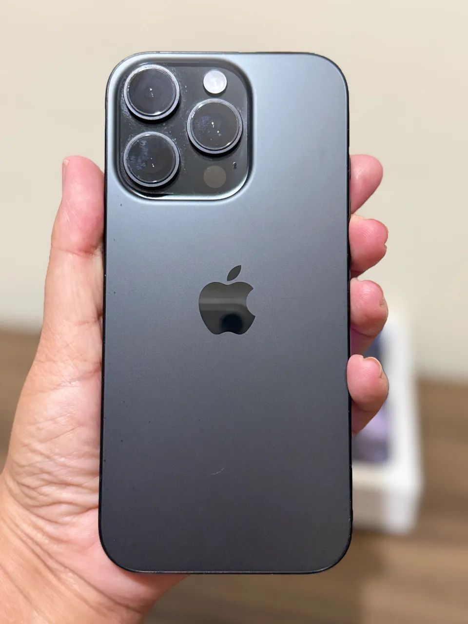 Iphone 16 pro 128 caixa e NF no precinho  - Foto 4