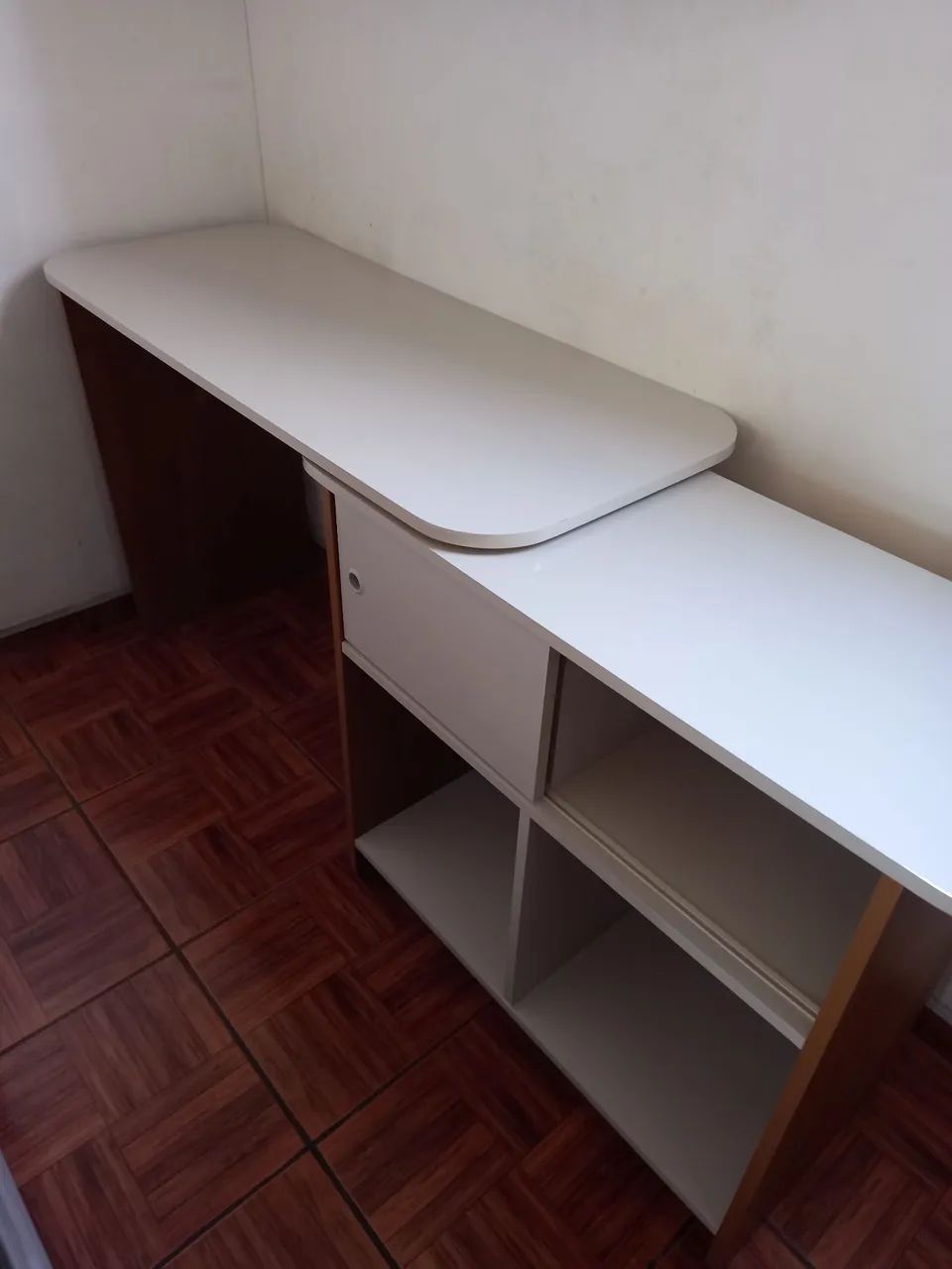 Mesa regulável para estudos e trabalho home office - Foto 3