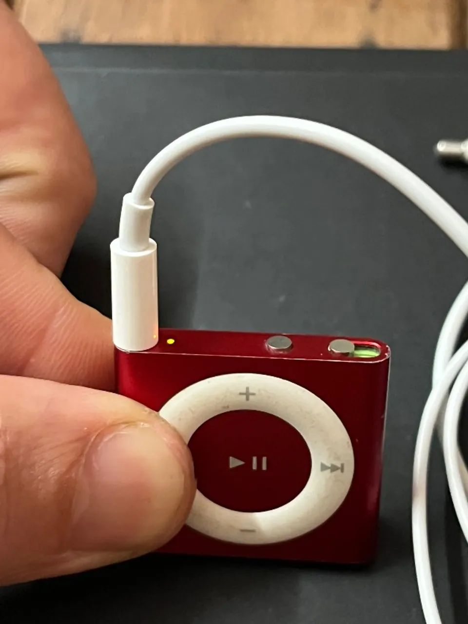 ipod shuffle vermelho perfeito acessórios - Foto 3