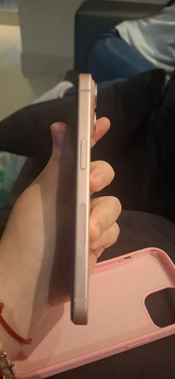 Iphone 15 rosa 128gb - Foto 3