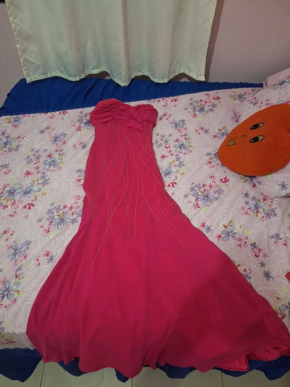 Vendo vestidos de festa 