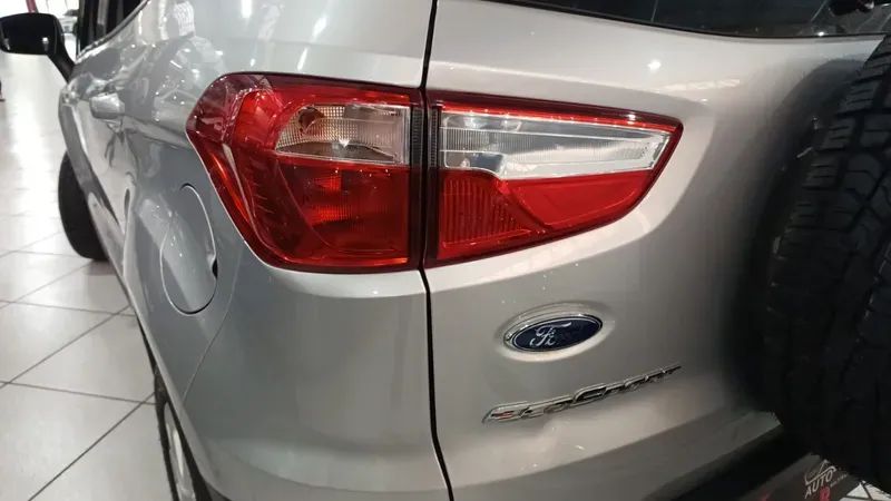 Ford EcoSport TITANIUM 2.0 16V Flex 5p Aut., foto 6 de 18