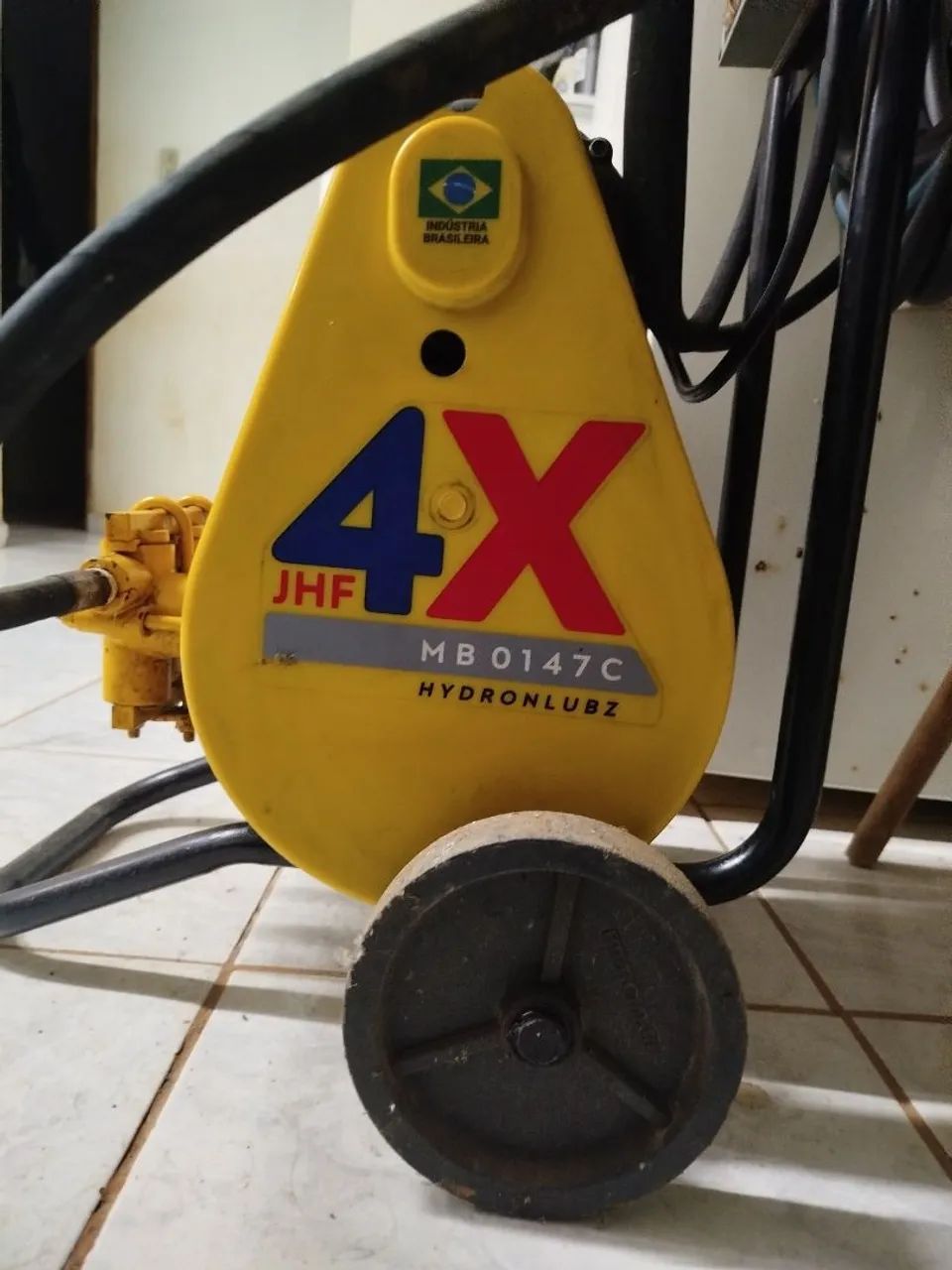 Lavadora de Alta Pressão Profissional  - Foto 3