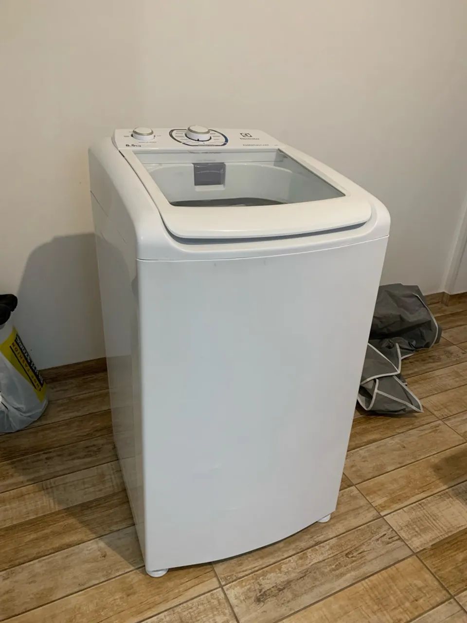 Máquina de lavar roupas Eletrolux 8,5kg - Foto 3