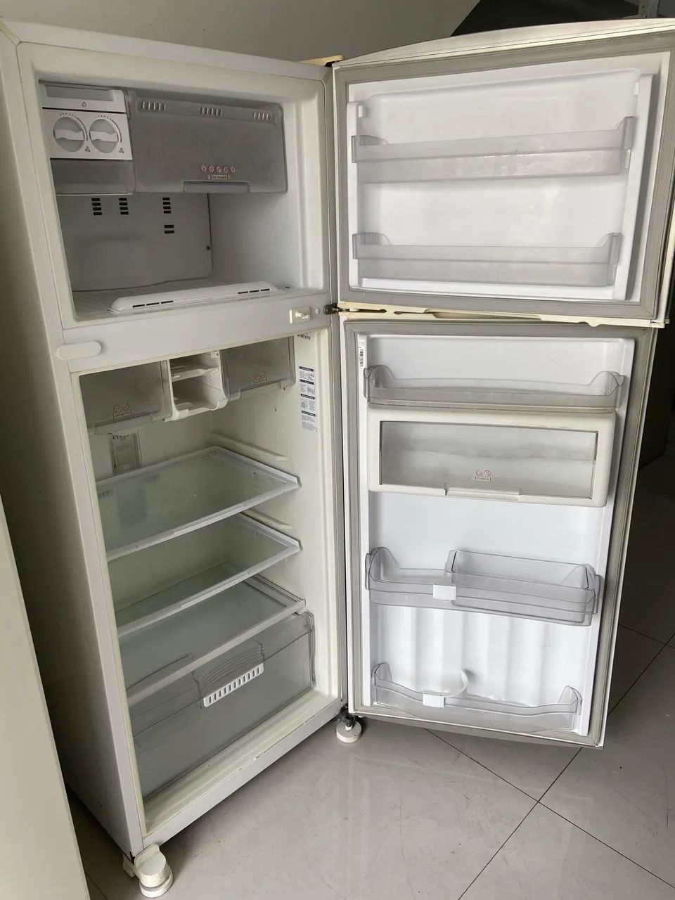 Geladeira Frost free