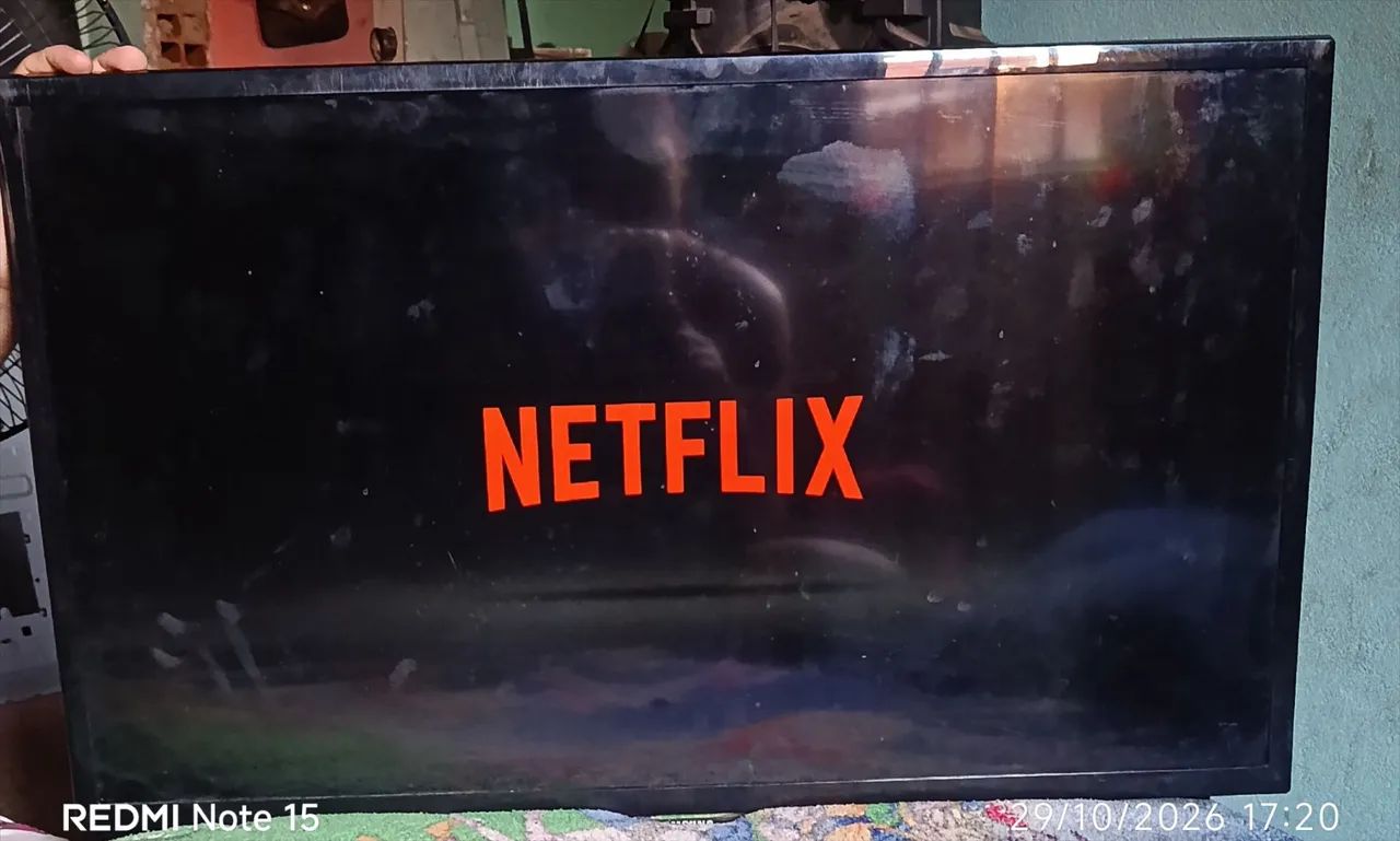 Vendo tv smart Samsung 32 polegadas  - Foto 3