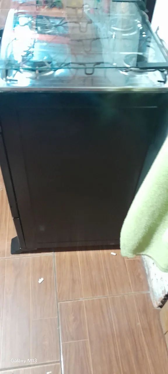 Fogão  4 bocas, Atlas, preto, elétrico. Todo revisado - Foto 5