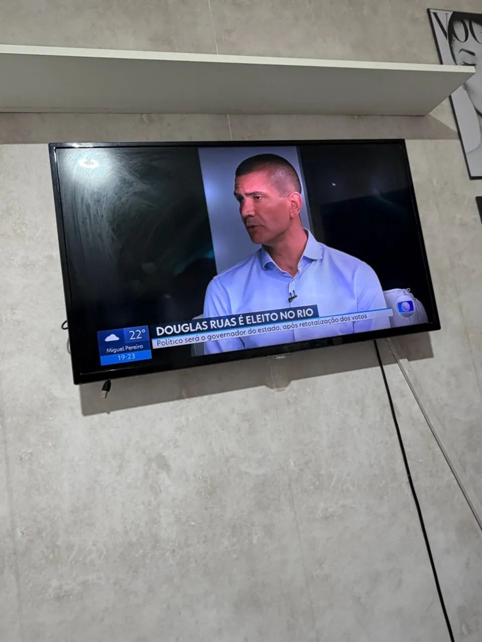 TV smart de 32 polegadas 