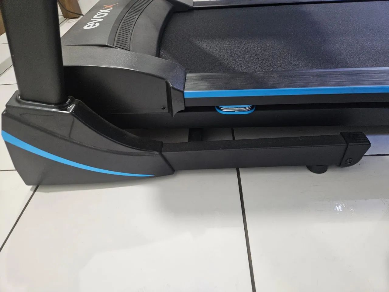 Esteira EVOX RTX818 - Foto 3