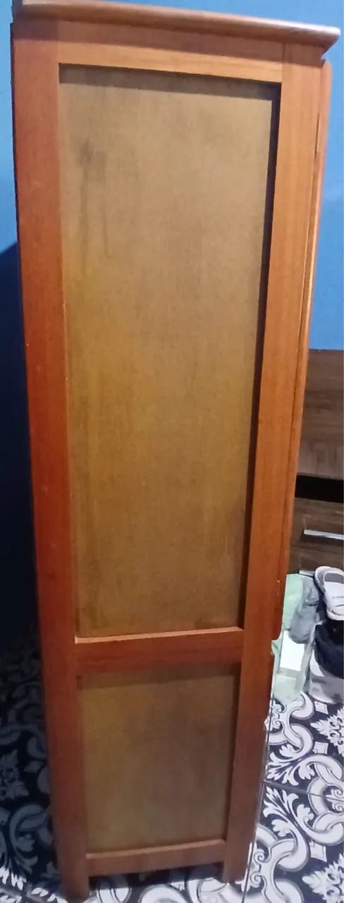 Guarda roupa de madeira - Foto 2