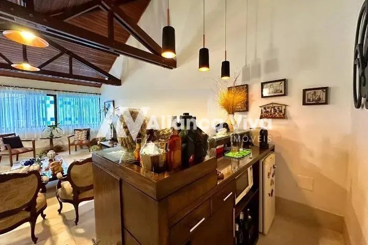 Botafogo | Casa 4 quartos, sendo 2 suites - Foto 3