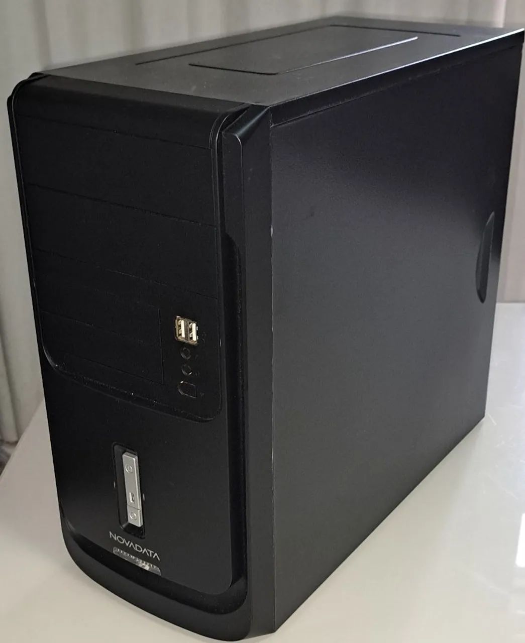 Gabinete atx com fonte 