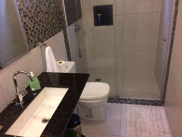 Linda Casa Colonial 3 QTS - Acabamento top - 3 Vagas - Ótima localização no Serrano - Foto 3