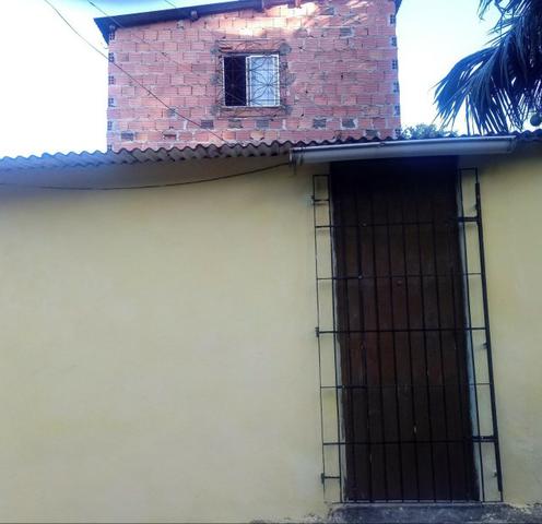 FZ00083 - Casa com 02 quartos em Lauro de Freitas
