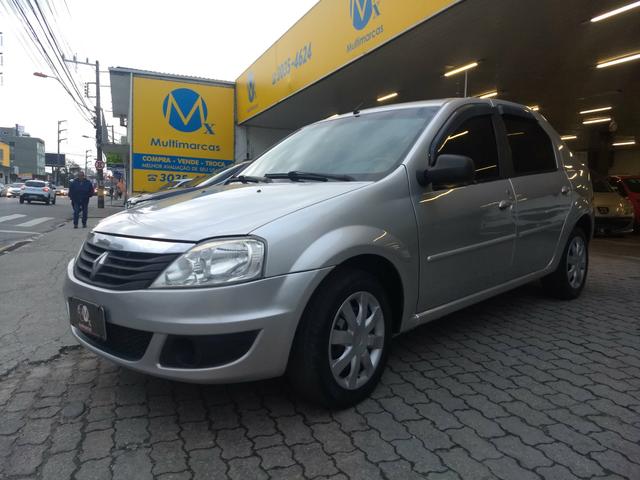 Logan (automático) - Foto 4