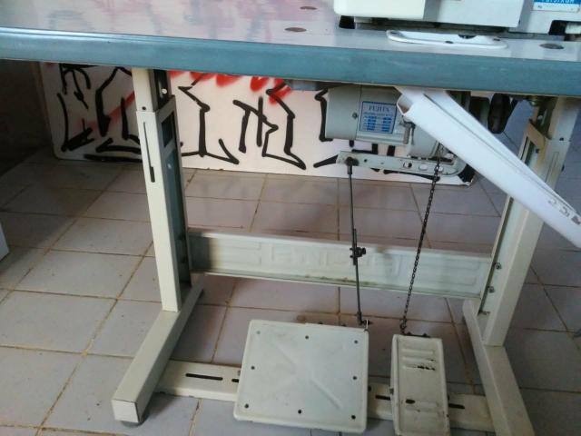 Máquina de costura - Foto 3