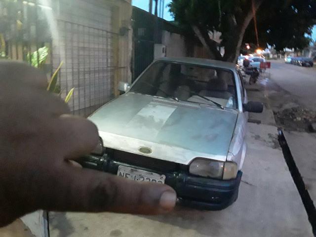 Vendo um carro Escort roobe ano 96 cht - Foto 4