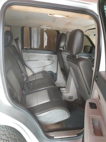 Jeep Cherokee Sport 08/08 4x4 - Foto 6