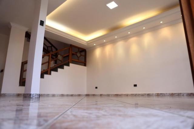 Sobrado a venda, 4 quartos, 3 suítes, Setor Sudoeste