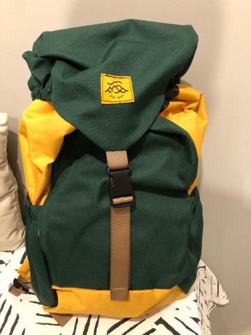 Mochila Brasil PULL&BEAR (nova) Oportunidade!!! - Foto 4