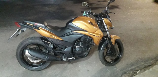 CB 300