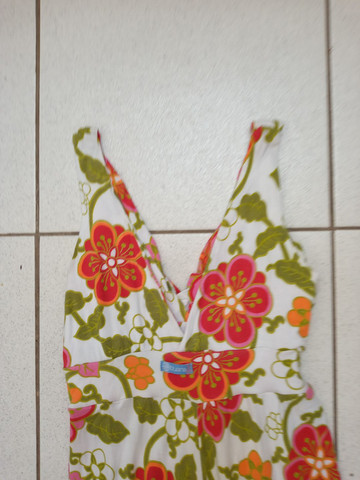 Vendo vestido de malha estampado - Foto 4