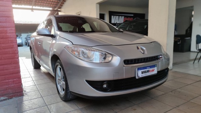 RENALT FLUENCE 2014 DINAMIC TOP