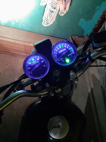 SUZUKI INTRUDER PRONTA PRA TRABALHAR