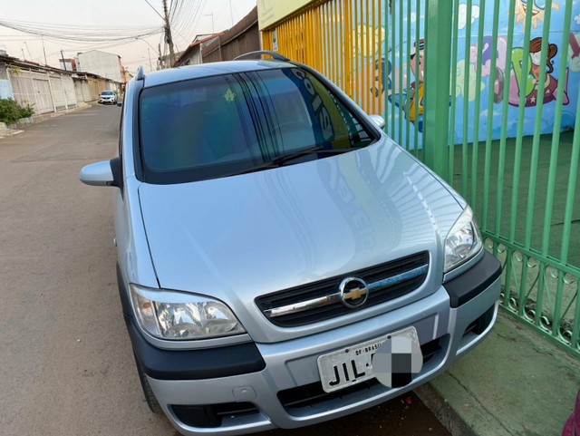 ZAFIRA 2.0 AUTOMÁTICA 7 LUGARES 2011