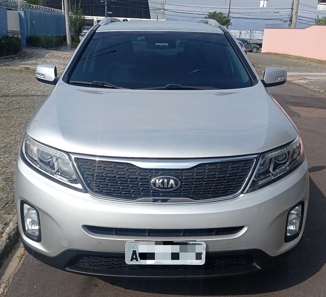 KIA SORENTO 2.4 16V AUTOMÁTICA 2015