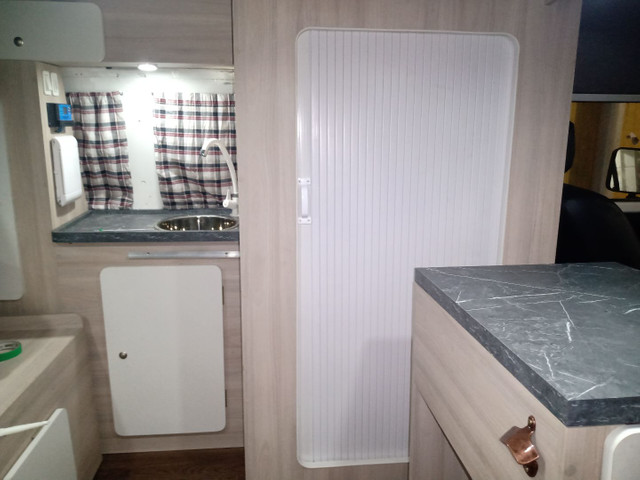 Montagem motorhome Motorcasa kombi - Foto 3