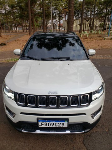 JEEP COMPASS LONGITUDE 2018 PACK PREMIUM COM 29.000KM BRANCO PÉROLA
