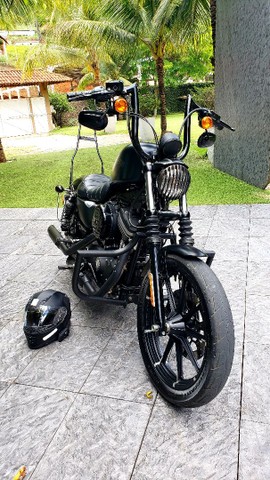 HARLEY DAVIDSON 883 IRON 2017