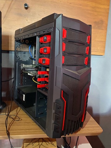 PC GAMER CORE I5 7400+GTX 1050