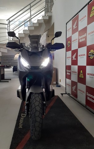 x-adv 750