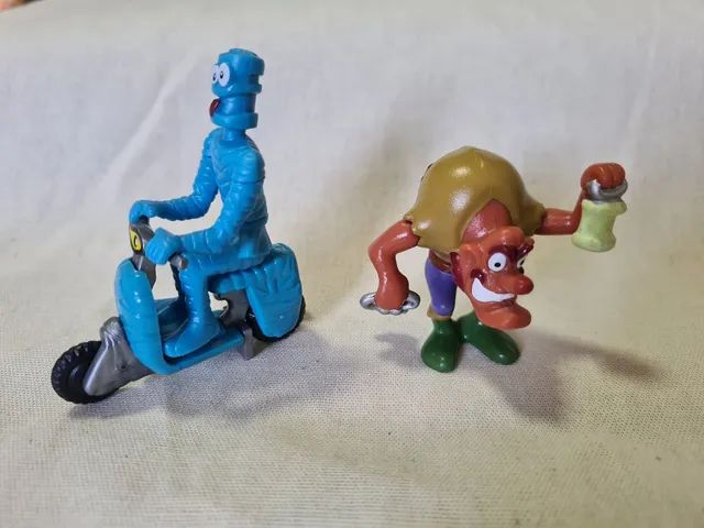 Kinder ovo monstrons anos 90