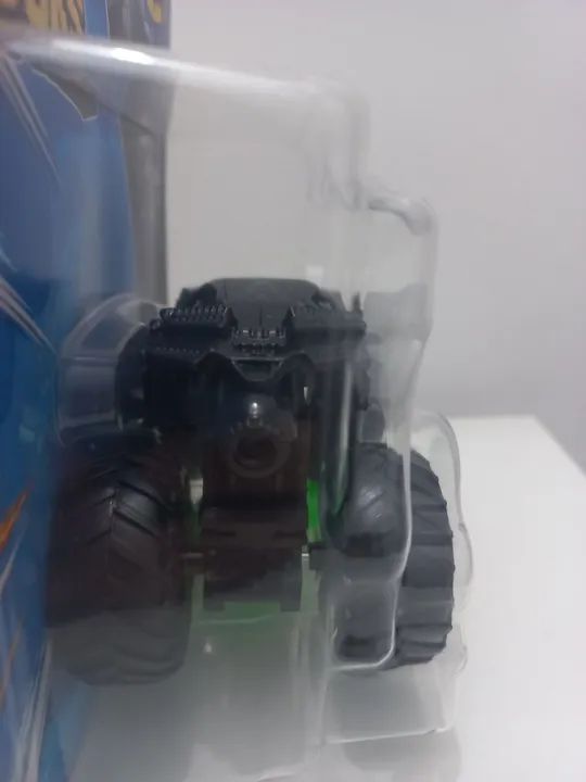 Monster Truck Batman Hot Wheels - Foto 3