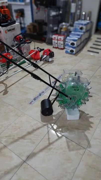 Plantadeira e Adubadeira de empurrar AG60 Allagri (Loja/Nova) - Foto 4