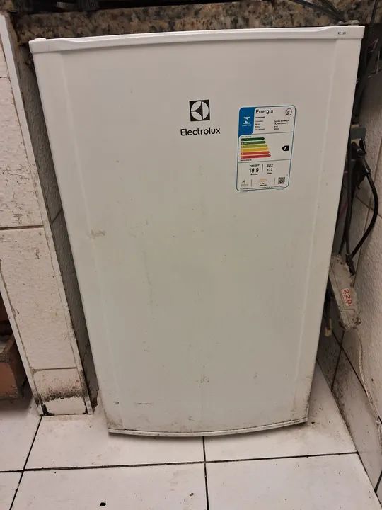 Eletrolux Refrigerador ELUX 122LITROS 127 V - Foto 2