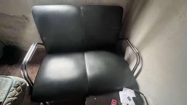 Vende-se sofa  de escritório 