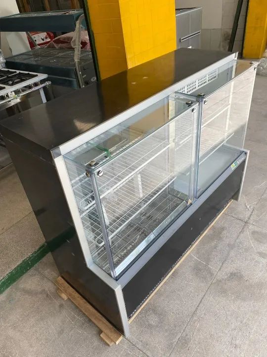 Balcão refrigerado + estufa conjugado para tortas e salgados - marca gelopar  - Foto 3