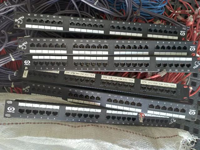 Patch panel CAt 5 e Cat 6,24 portas com cords de ate 6 metros,td Furukawa.Patch panel CAt - Foto 2