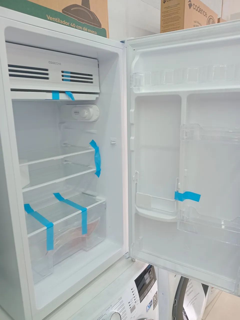 Frigobar Electrolux  Modelo EM90  - Foto 3