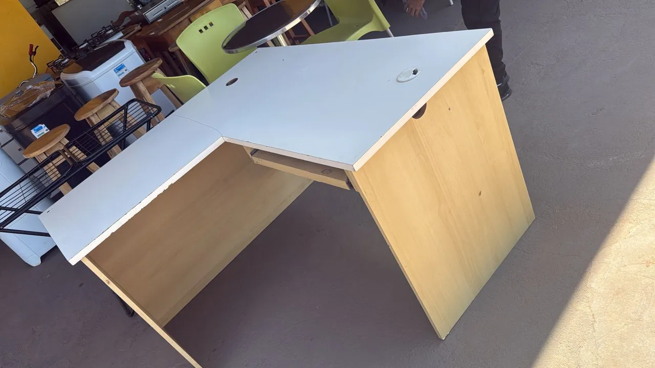 Mesa em L para Escritório