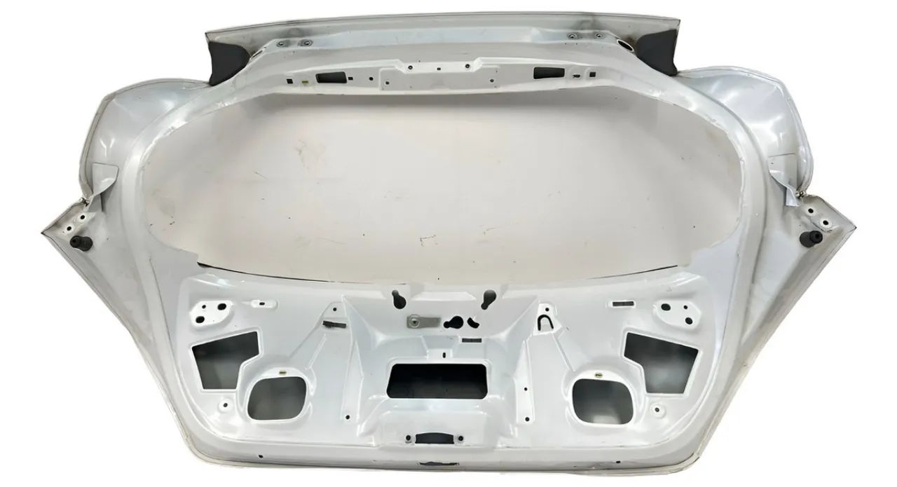 Tampa traseira porta malas peugeot 308 original lisa - Foto 2