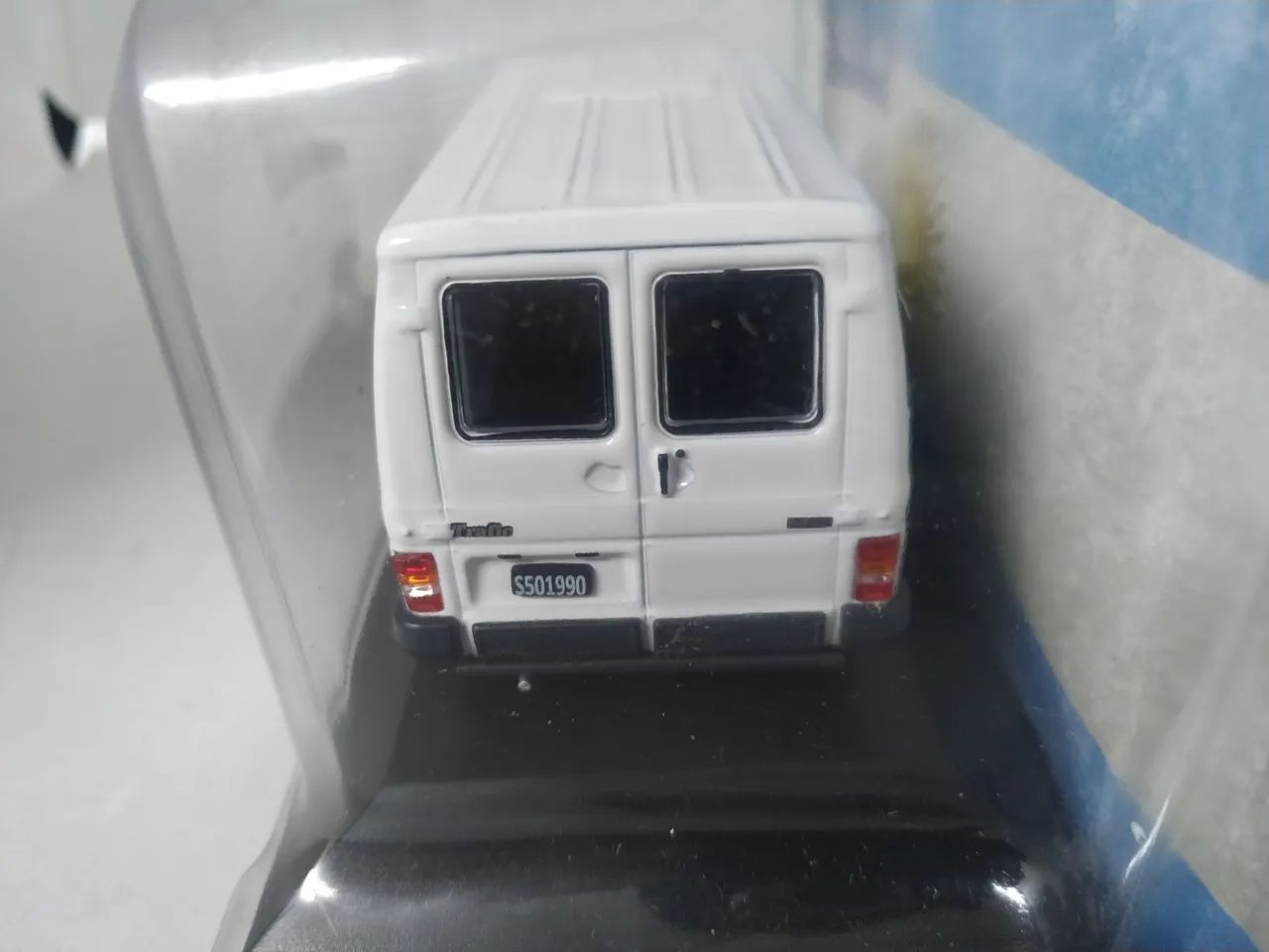 Miniatura Renault Trafic 1986 - 1/43 - Foto 3