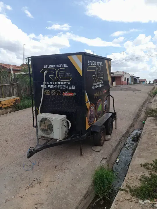 VENDO TREILER BAÚ